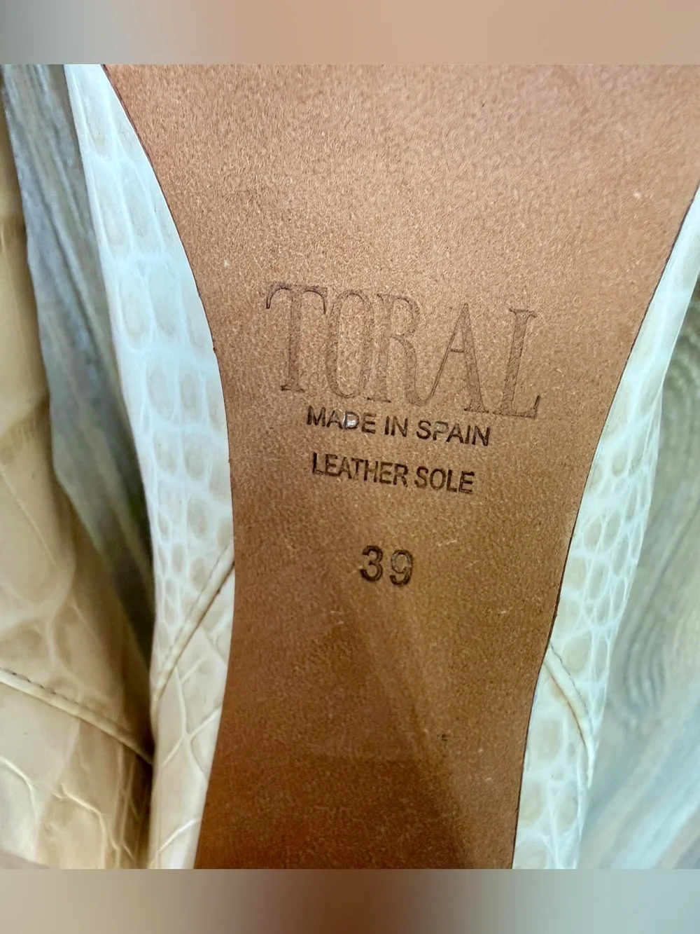 Toral Croc Embossed Knee High Boots Ivory Leather Block Heel Size 39